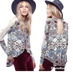 Free People Long Sleeve New World Nouveau Top size Small